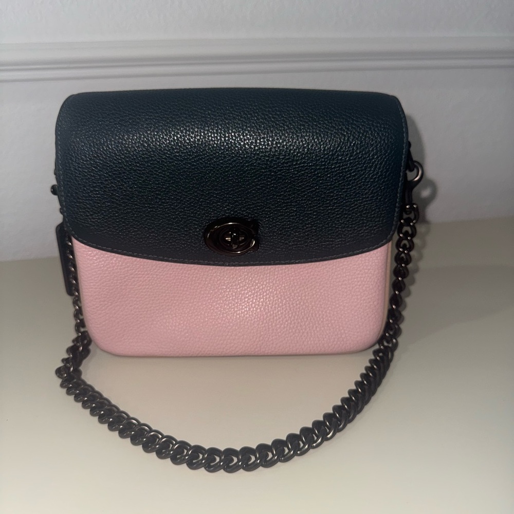Coach Cassie Leather Crossbody Bag w/ 3 different strap options! - Picture 2 of 10